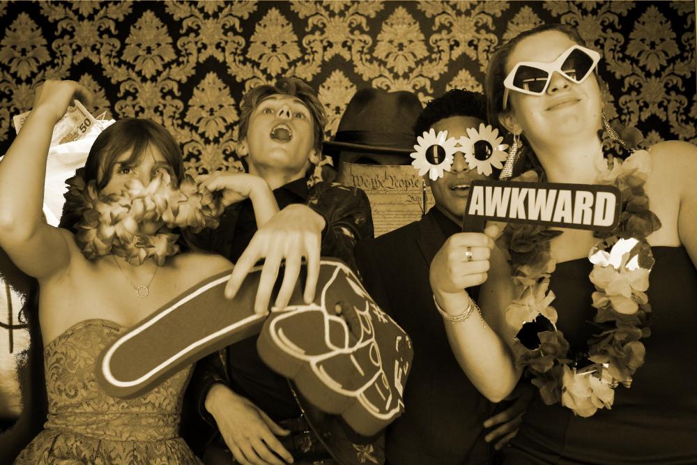 Christ School Prom | View more photos from the event at gallery.myphotoboothexperience.co.uk/u/MyPhotoBoothExperienceLtd/Christ-School-Prom